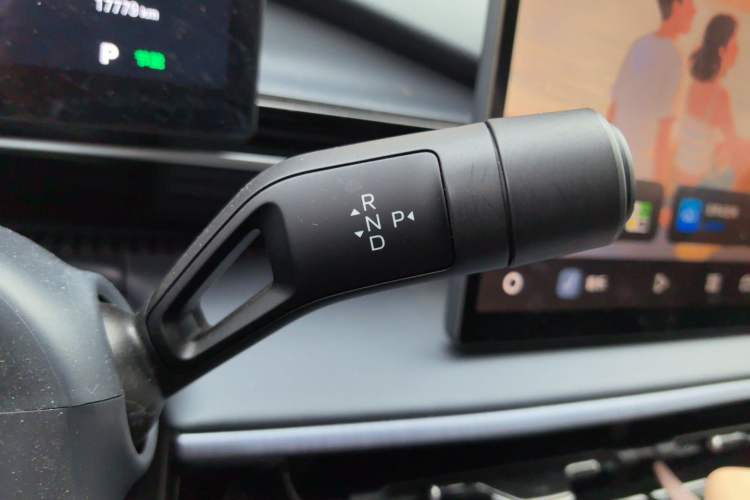 Used Geely Galaxy E5 2026 Model 530km Exploration Edition Gear Lever