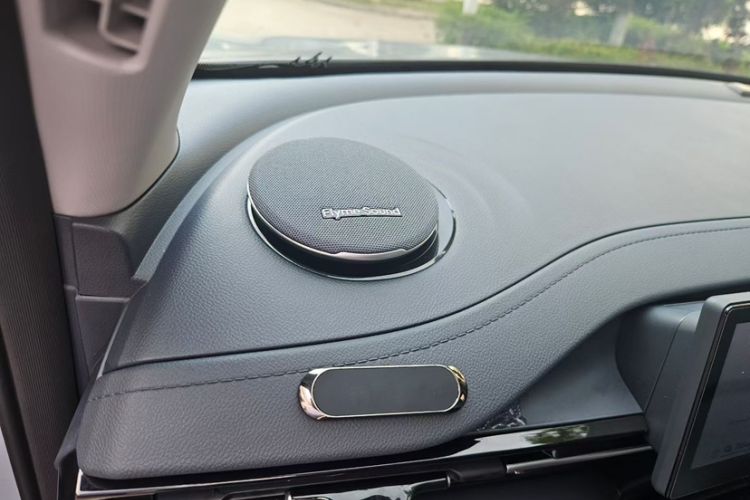 Used Geely Galaxy E5 2026 Model 610km Long-Distance Edition Interior 3