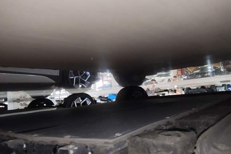 Used Geely Galaxy E5 2026 Model 530km Exploration Edition Left Side Sill