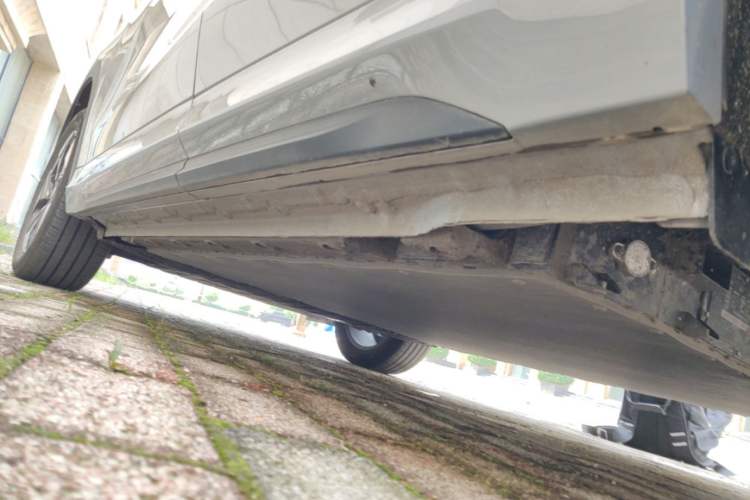 Used Geely Galaxy E5 2026 Model 530km Launch Edition Left Side Sill