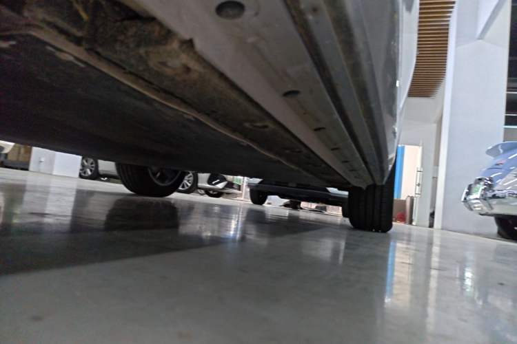 Used Geely Galaxy E5 2026 Model 530km Exploration Edition Left Side Sill