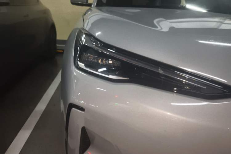 Used Geely Galaxy E5 2026 Model 530km Exploration Edition Right Front Headlight