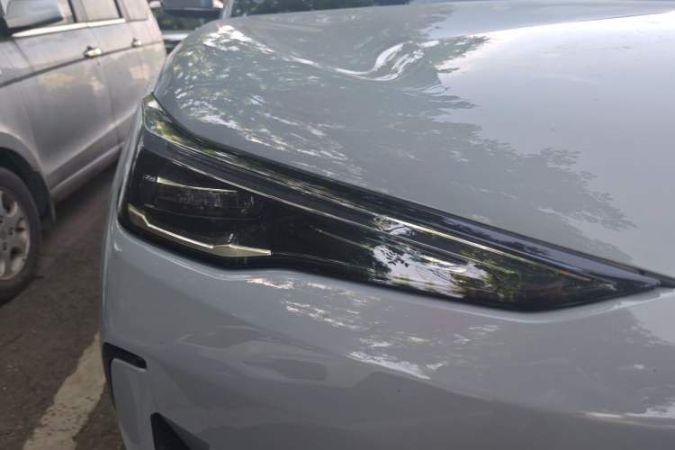 Used Geely Galaxy E5 2026 Model 530km Exploration Edition Right Front Headlight