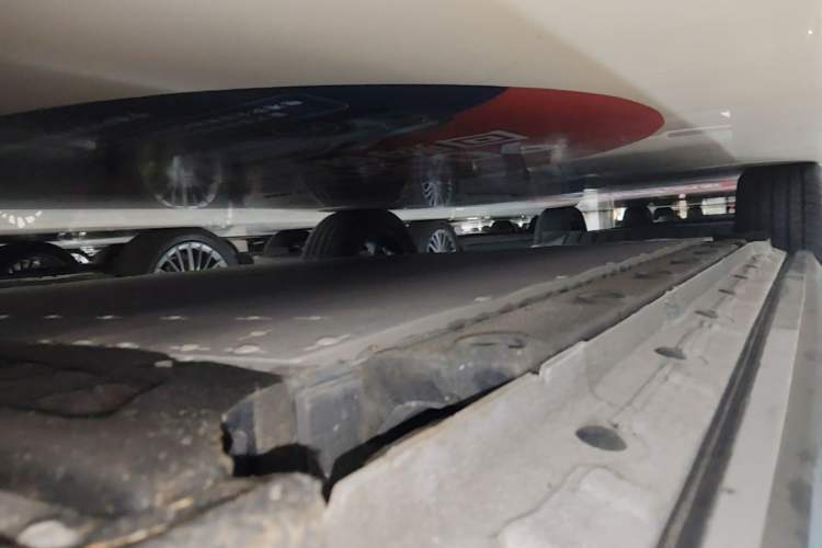 Used Geely Galaxy E5 2026 Model 530km Exploration Edition Right Side Sill