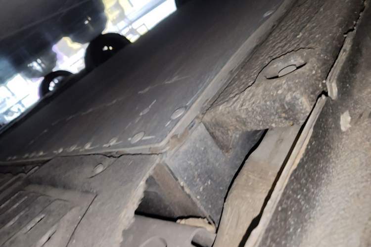 Used Geely Galaxy E5 2026 Model 530km Launch Edition Right Side Sill