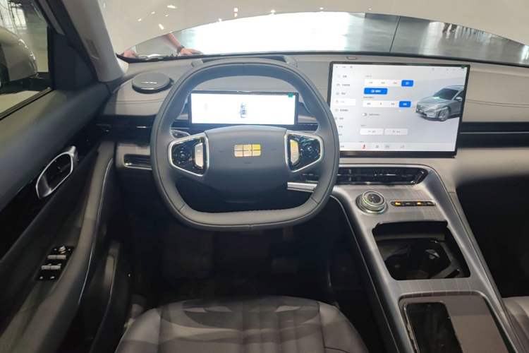 Used Geely Galaxy E5 2026 Model 610km Exploration+ Edition Steering Wheel