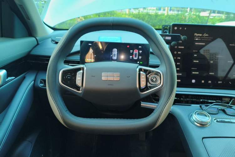 Used Geely Galaxy E5 2026 Model 610km Long-Distance Edition Steering Wheel