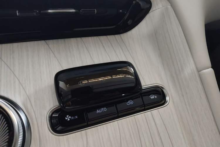 Used Geely Galaxy E5 2026 Model 530km Exploration Edition Vehicle Key