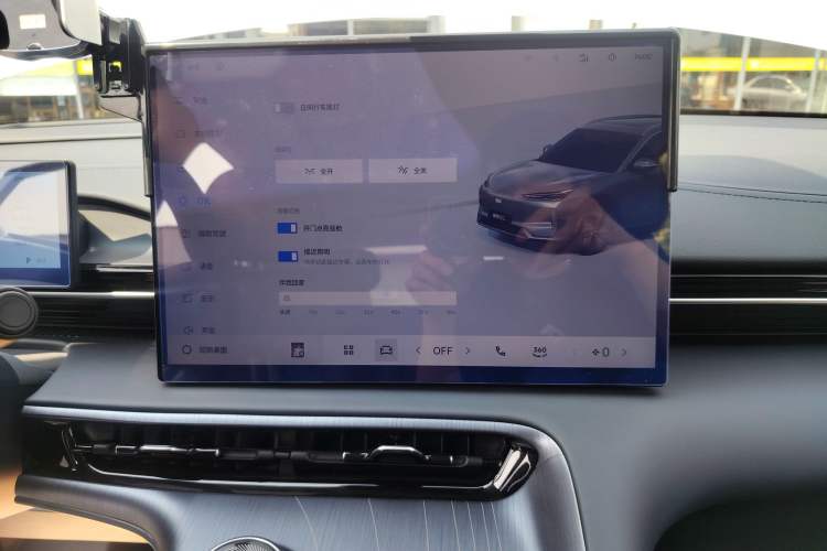 Used Geely Galaxy E5 2026 Model 530km Exploration Edition Audio And AC Panel