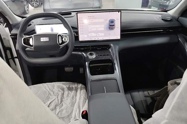 Used Geely Galaxy E5 2026 Model 530km Exploration Edition Center Console