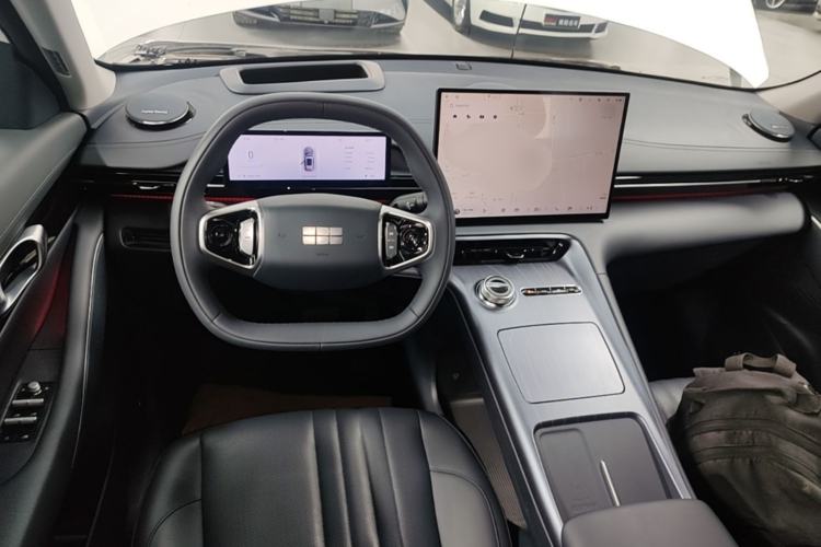 Used Geely Galaxy E5 2026 Model 610km Exploration+ Edition Center Console