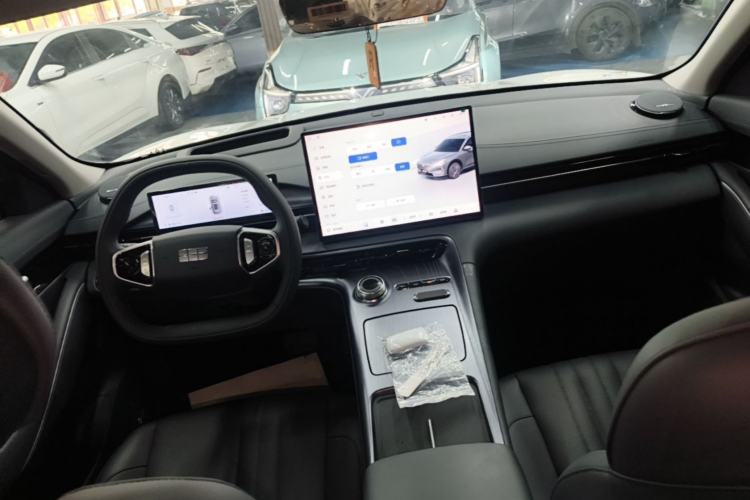 Used Geely Galaxy E5 2026 Model 530km Exploration Edition Center Console