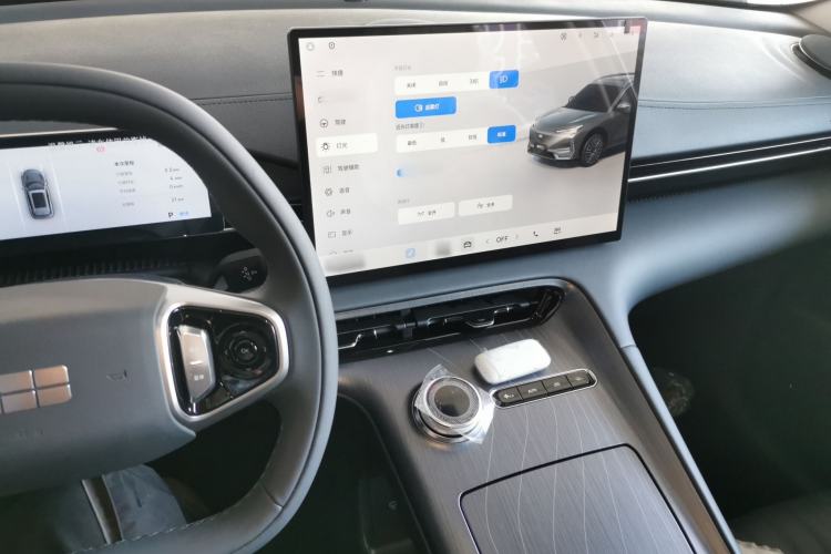 Used Geely Galaxy E5 2026 Model 530km Launch Edition Center Console
