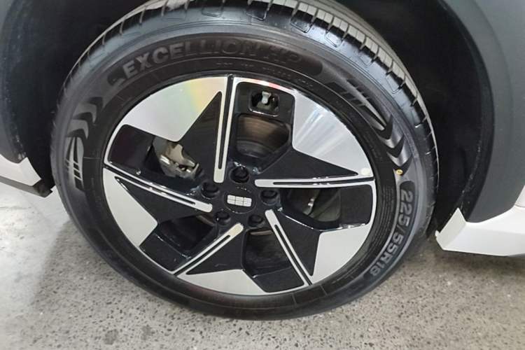 Used Geely Galaxy E5 2026 Model 530km Exploration Edition Exterior 5