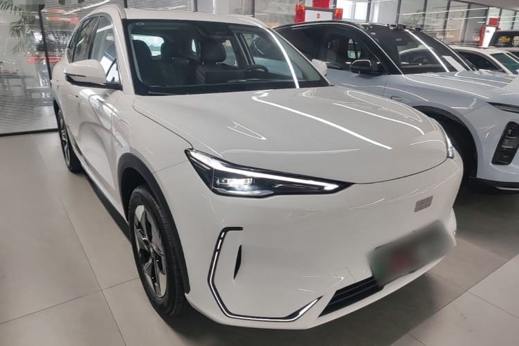 Used Geely Galaxy E5 2026 Model 610km Exploration+ Edition Front Right 45 Deg