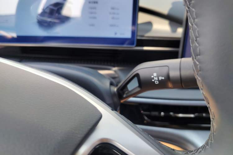 Used Geely Galaxy E5 2026 Model 530km Exploration Edition Gear Lever