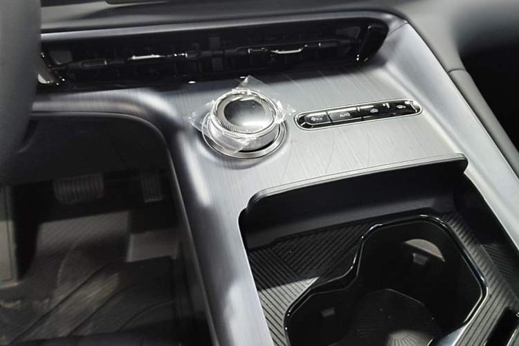 Used Geely Galaxy E5 2026 Model 530km Exploration Edition Gear Lever