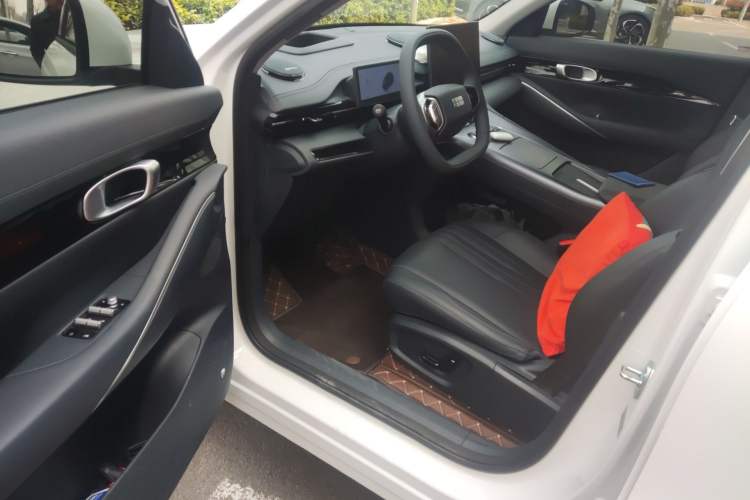 Used Geely Galaxy E5 2026 Model 530km Exploration Edition Interior 3