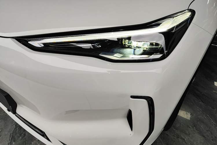 Used Geely Galaxy E5 2026 Model 530km Exploration Edition Left Front Headlight