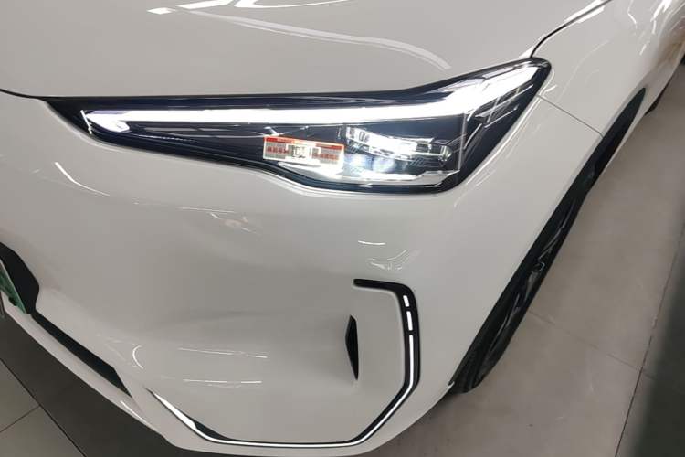 Used Geely Galaxy E5 2026 Model 610km Exploration+ Edition Left Front Headlight