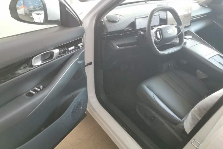 Used Geely Galaxy E5 2026 Model 530km Launch Edition Left Front Seat