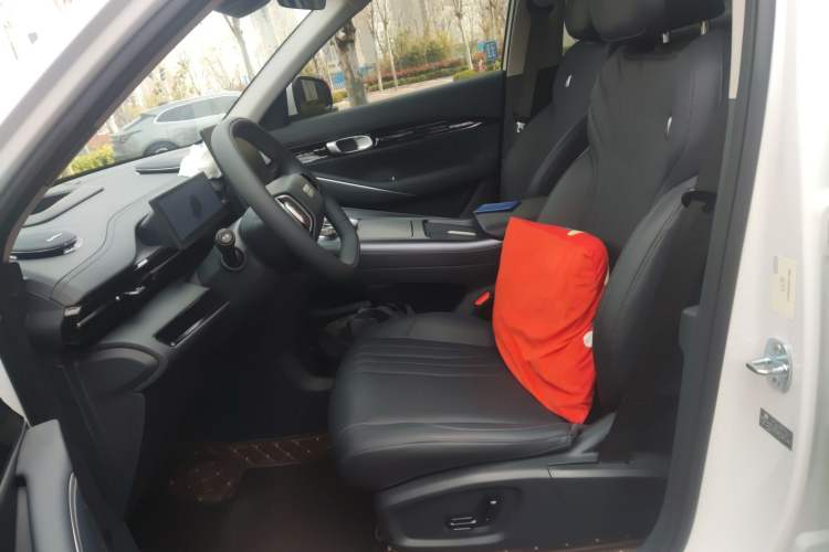 Used Geely Galaxy E5 2026 Model 530km Exploration Edition Left Front Seat