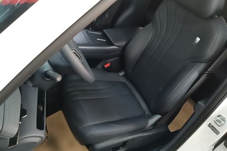 Used Geely Galaxy E5 2026 Model 530km Exploration Edition Left Front Seat