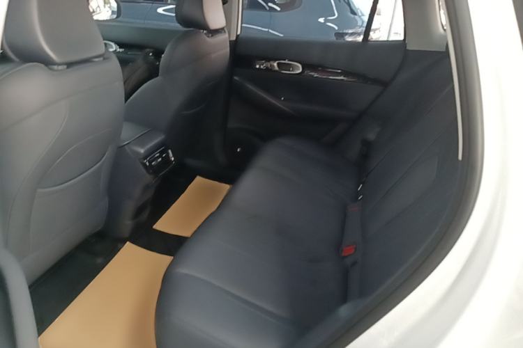 Used Geely Galaxy E5 2026 Model 530km Exploration Edition Left Rear Seat