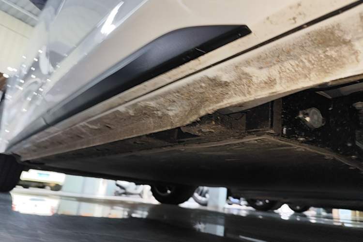 Used Geely Galaxy E5 2026 Model 530km Exploration Edition Left Side Sill