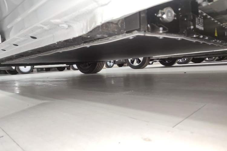 Used Geely Galaxy E5 2026 Model 530km Launch Edition Left Side Sill