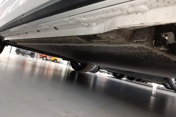 Used Geely Galaxy E5 2026 Model 530km Exploration Edition Left Side Sill