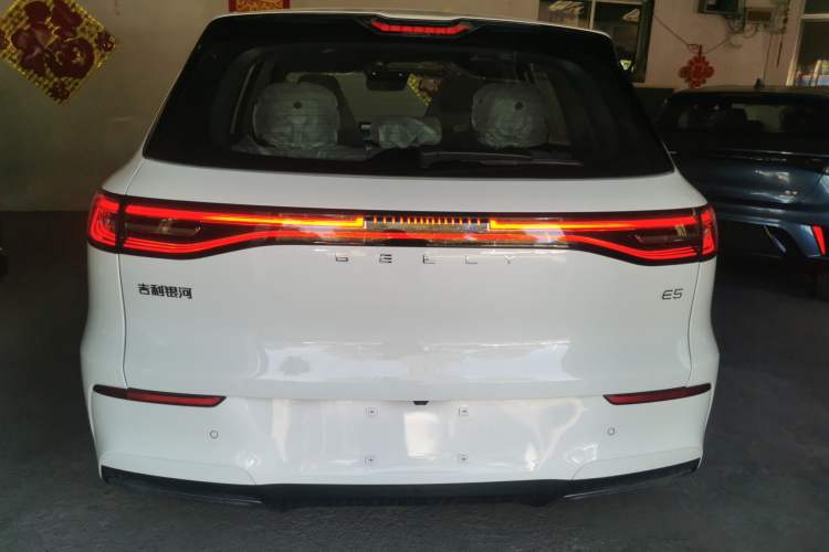 Used Geely Galaxy E5 2026 Model 530km Launch Edition Rear