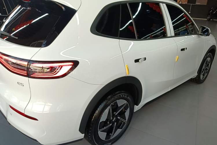 Used Geely Galaxy E5 2026 Model 530km Exploration Edition Rear Right 45 Deg