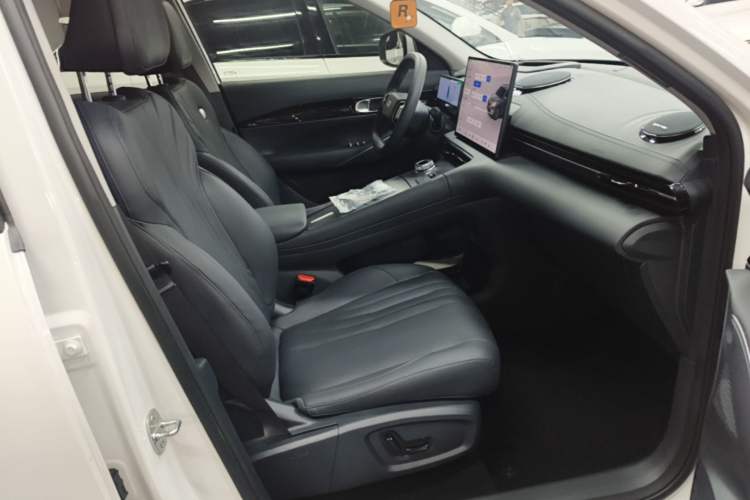 Used Geely Galaxy E5 2026 Model 530km Exploration Edition Right Front Seat