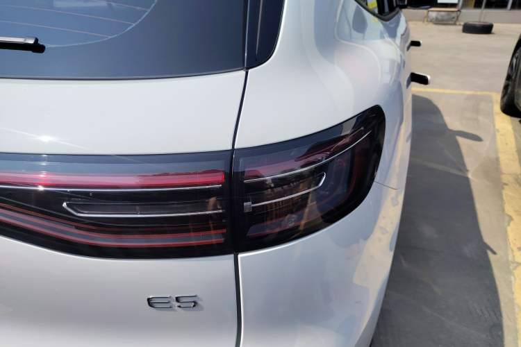 Used Geely Galaxy E5 2026 Model 530km Exploration Edition Right Rear Taillight