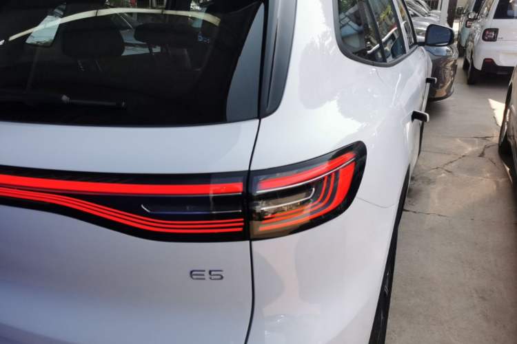 Used Geely Galaxy E5 2026 Model 530km Launch Edition Right Rear Taillight