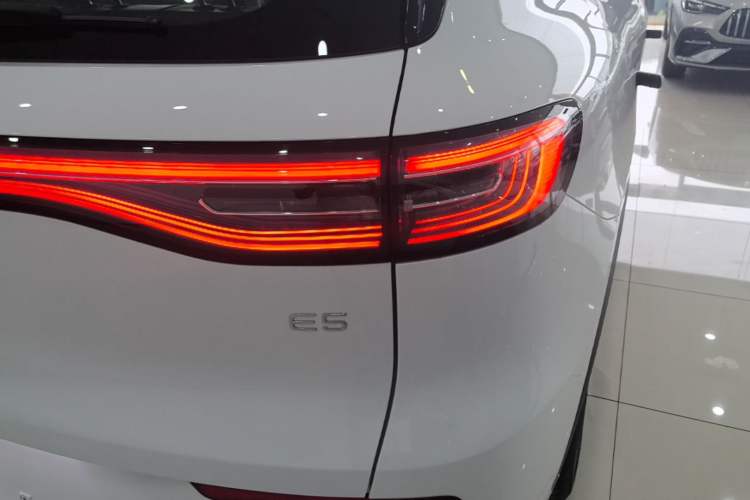Used Geely Galaxy E5 2026 Model 530km Exploration Edition Right Rear Taillight