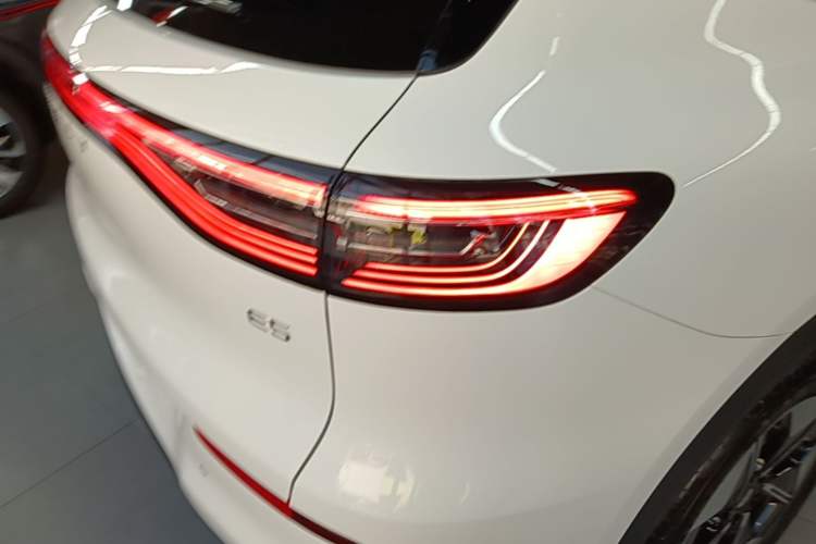 Used Geely Galaxy E5 2026 Model 530km Exploration Edition Right Rear Taillight