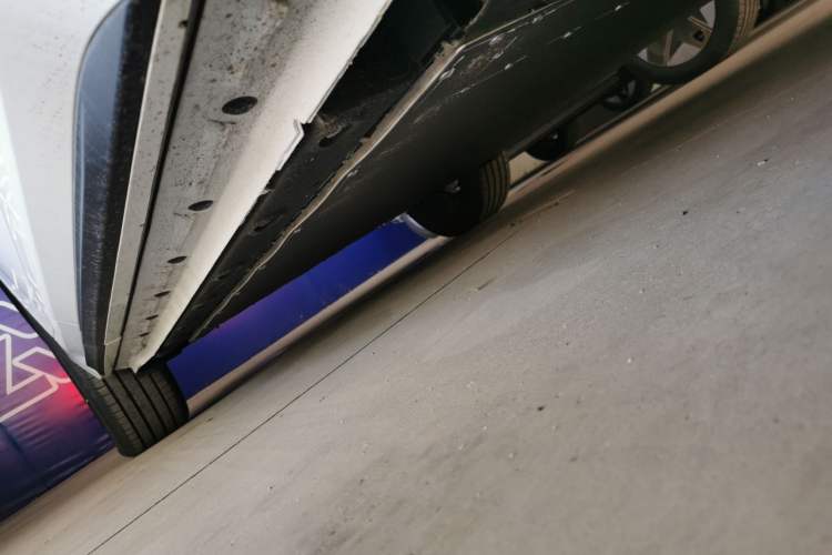 Used Geely Galaxy E5 2026 Model 530km Launch Edition Right Side Sill
