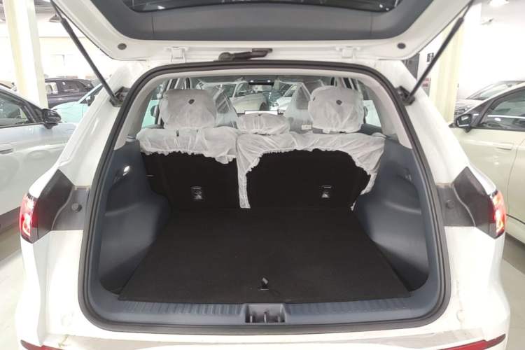 Used Geely Galaxy E5 2026 Model 530km Launch Edition Trunk