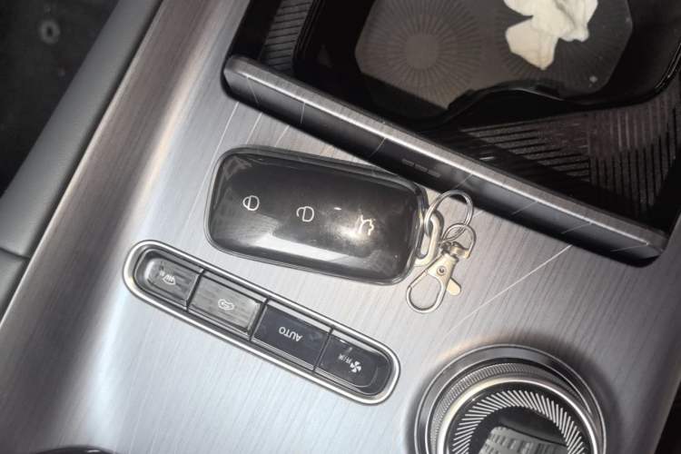 Used Geely Galaxy E5 2026 Model 530km Launch Edition Vehicle Key