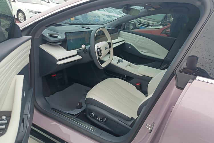 Used Geely Galaxy E8 2024 550 km Range Rear-Drive MAX Left Front Seat
