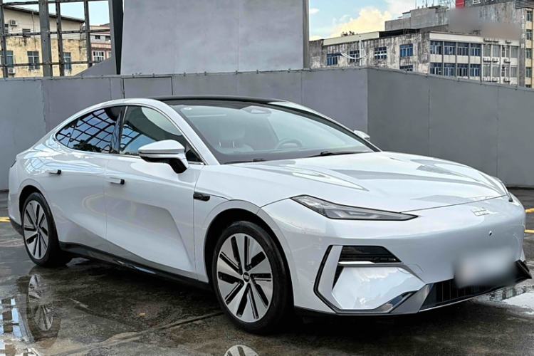 Used Geely Galaxy E8 2024 665 km Range Rear-Drive Starship Long-Range Version Exterior 11