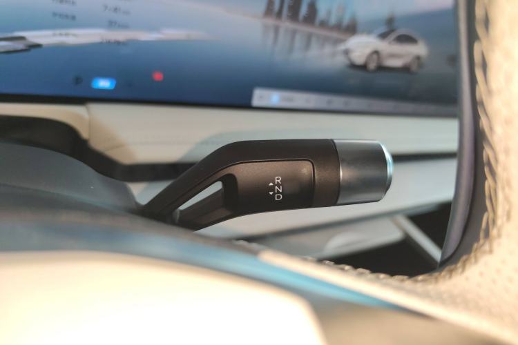 Used Geely Galaxy E8 2024 665 km Range Rear-Drive Starship Long-Range Version Gear Lever