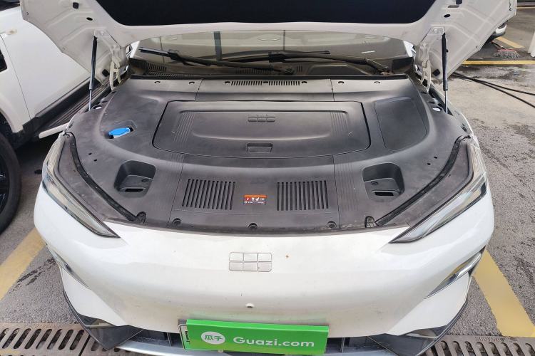 Used Geely Galaxy E8 2024 550 km Range Rear-Drive MAX Engine Bay