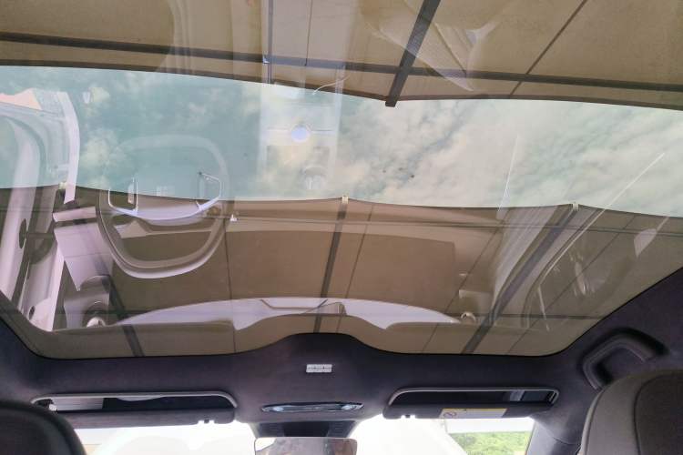 Used Geely Galaxy E8 2024 550 km Range Rear-Drive MAX Headliner
