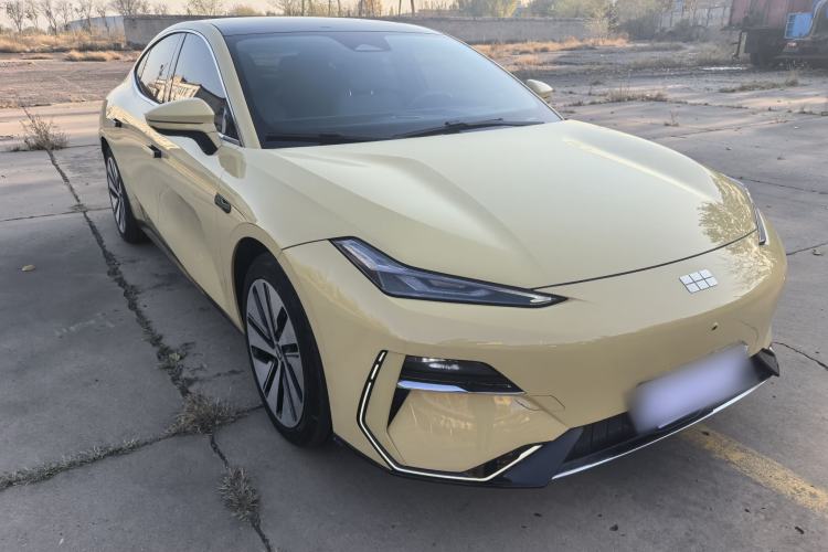 Used Geely Galaxy E8 2024 665 km Range Rear-Drive Starship Long-Range Version Exterior 1
