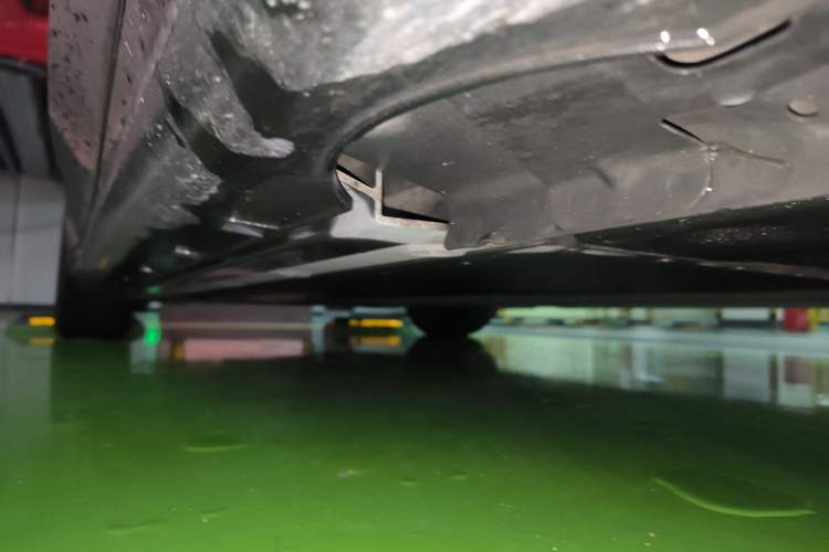 Used Geely Galaxy E8 2024 550 km Range Rear-Drive MAX Chassis Front Right