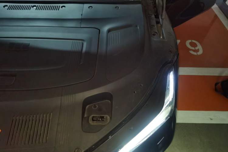 Used Geely Galaxy E8 2024 550 km Range Rear-Drive MAX Engine Bay Left