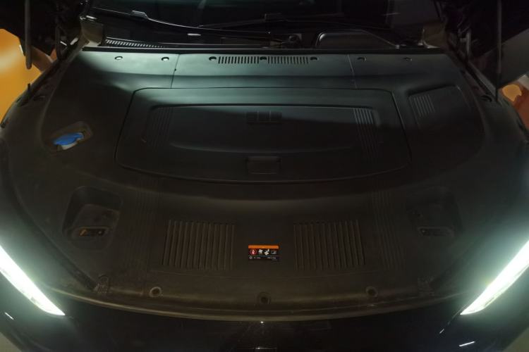 Used Geely Galaxy E8 2024 550 km Range Rear-Drive MAX Engine Bay